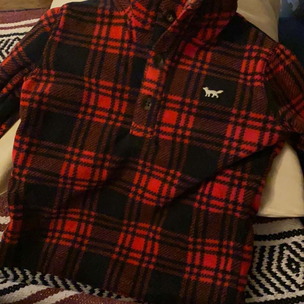 Boys plaid warm pullover (2T)